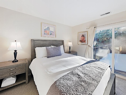 Group Getaways Holiday Home 4030 image 20